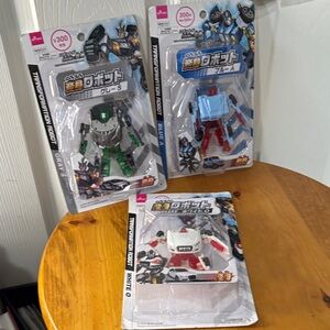 Daiso Transforming Robot Action Figures Set - Red, Blue, Green NWT